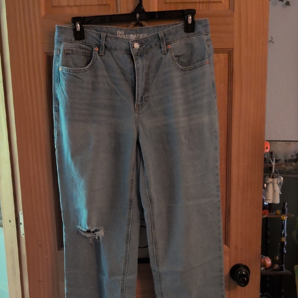 No Boundaries Women's Blue Jeans